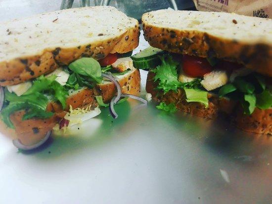 Jellabeans Tea Room & Bespoke Cake Creations